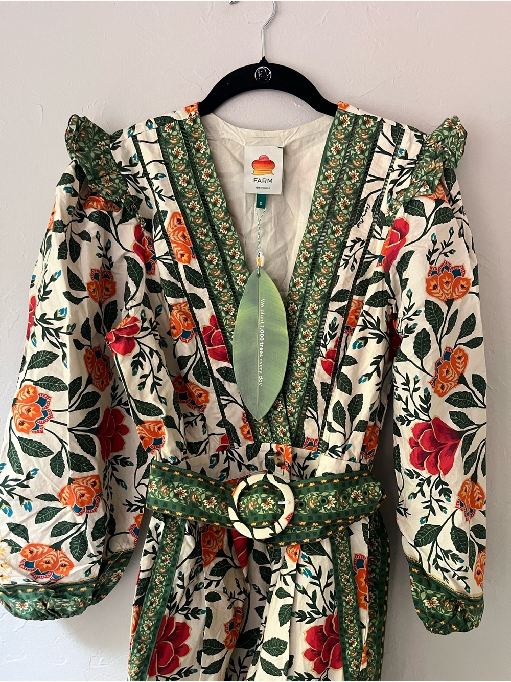 FARM RIO GARDEN TAPESTRY ROMPER IN SAND S - Picture 8 of 9